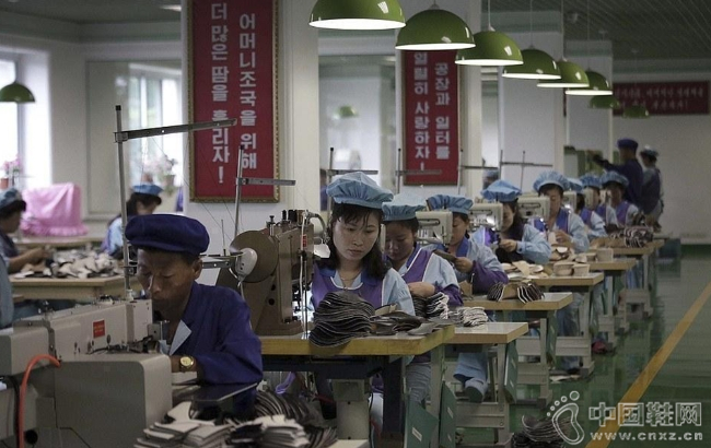 ���ʼƻ�200����ƶ Ь��һ������700˫Ь