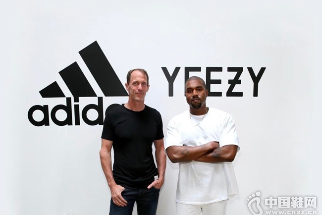 ���ϴ�˹&Kanye West��������ȫ����