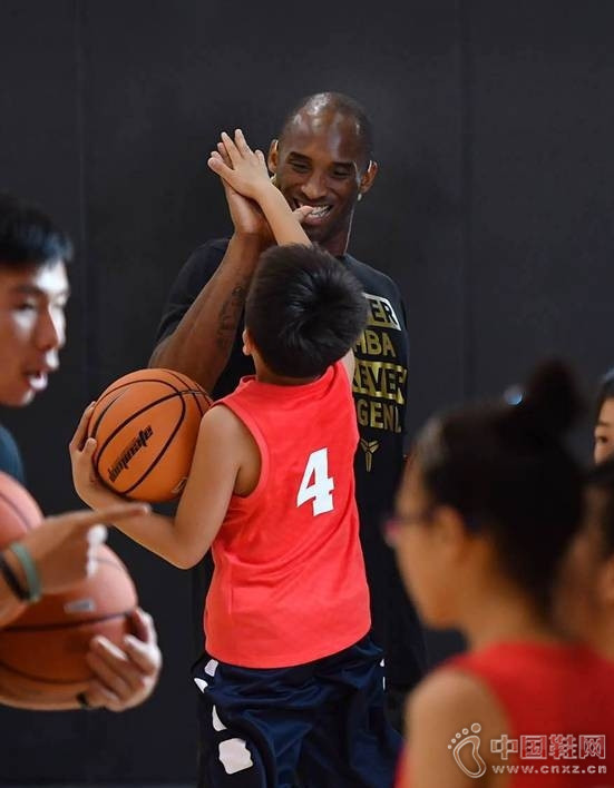 �ƱȲι��Ϳ�Ьչ �����;�����������