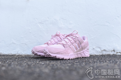 Adidas����������֮�ۺ�Ь�ĵǳ�