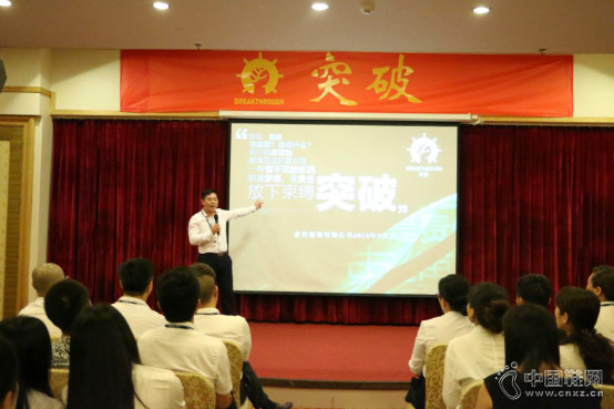 ����ūЬ������