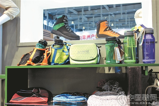 �ɱ��������� 3D��ӡЬ���߽���ͨ��ͥ