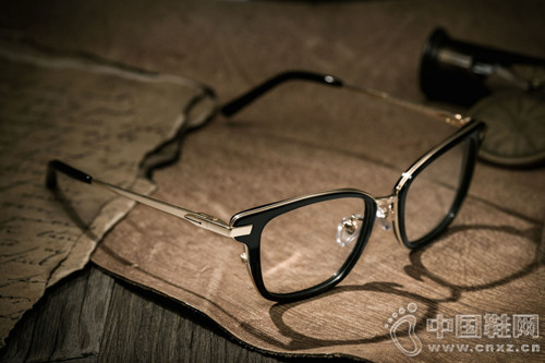 ������½�Ʒ��RETROCRAFT�۾�ϵ��