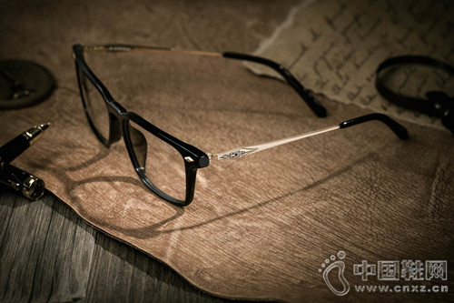 ������½�Ʒ��RETROCRAFT�۾�ϵ��