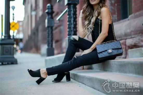 ����ūЬ������