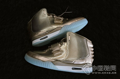 John Geiger ���� LASCO ����ȫ��� Air Yeezy 2
