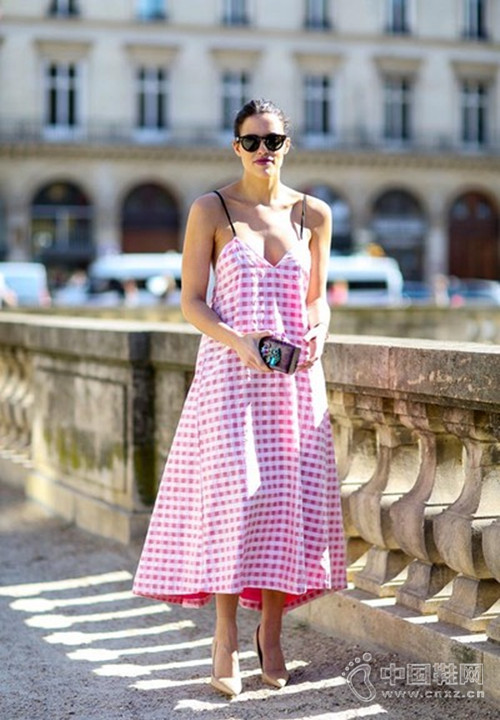 ���ģ���ֵ�õ���ȹ���еķ���������