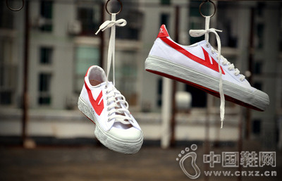 �����������ն�ֱ��ƽ̨+����ƽ̨��Ӫ��ģʽ