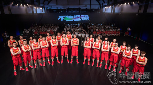 �Ϳ�Я���й�������Ů����������