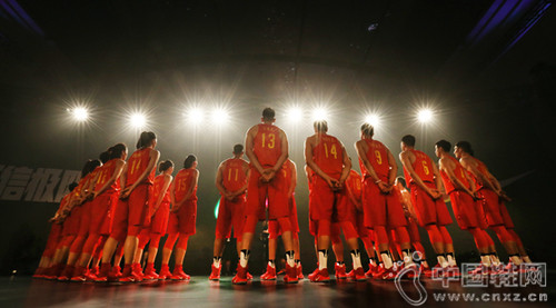 �Ϳ�Я���й�������Ů����������