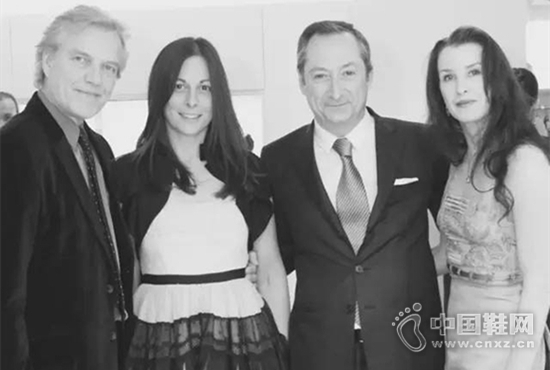 ����ͼ��ΪStuart Weitzman��CEO Wendy Kahn