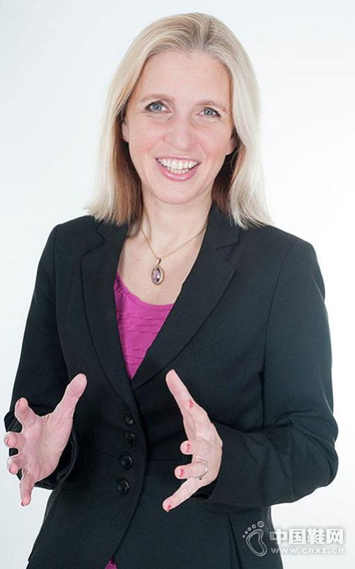 ����•�ݶ��