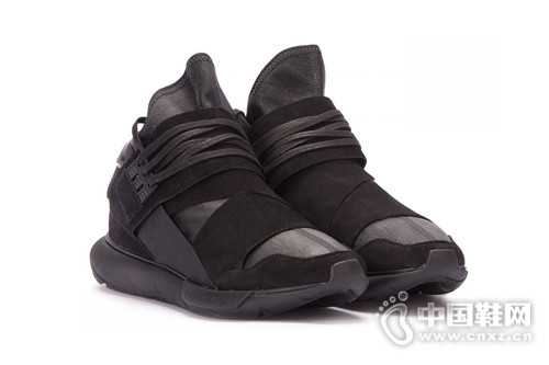 ������ʿ��Y-3 Qasa High �ݻ�Ƥ��汾