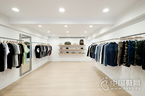 INVINCIBLE �����µ�