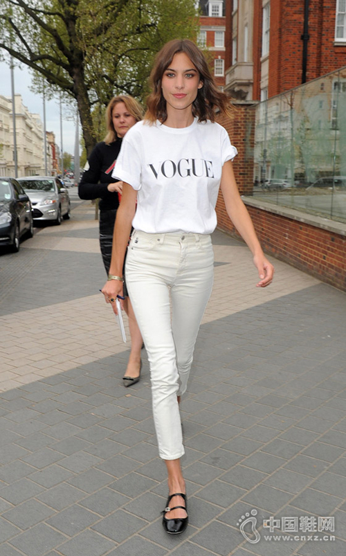 ������Ь�ٴλس� �����ĳ��˵Ĵ���ʾ��