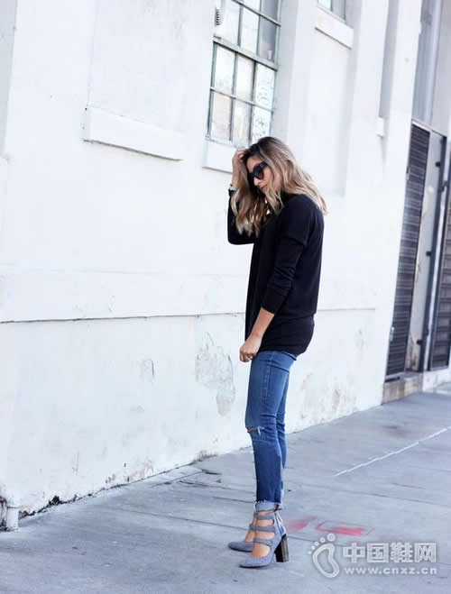 ������Ь�ٴλس� �����ĳ��˵Ĵ���ʾ��