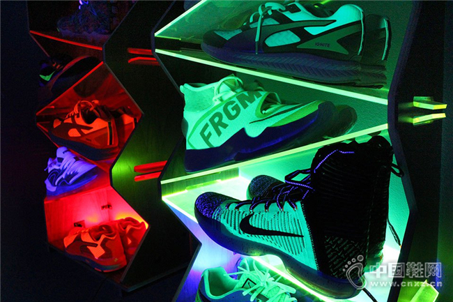 Ь�Աر�����Sole Stacks ��Ь�洢ϵͳ