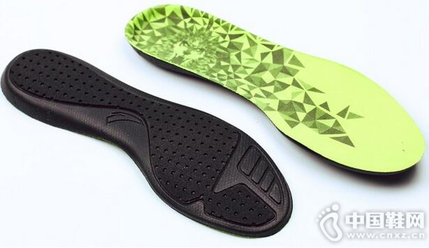 ����Ь��