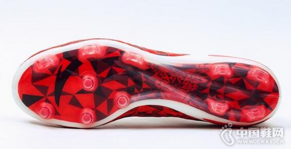 ���м�ǿ�����������