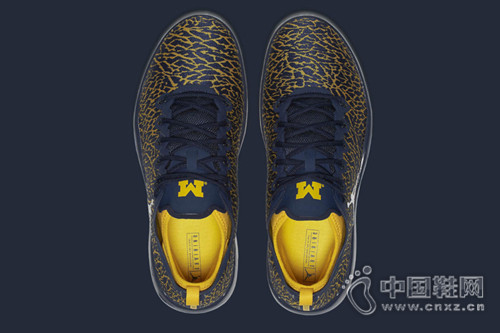Jordan Trainer 1 ��Ъ����ѧ��ע��ɫ