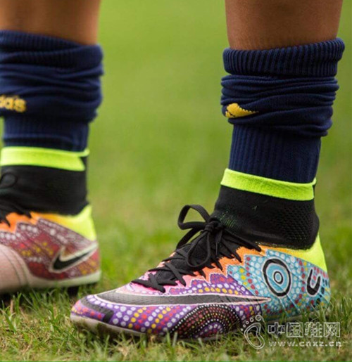 ��櫡�����ͿѻMercurial Superfly IV����Ь