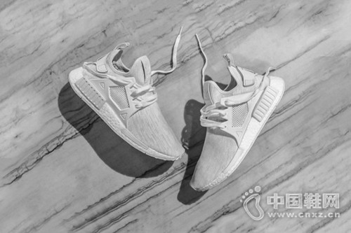 adidas Orignals The NMD_XR1 ȫ����ɫ