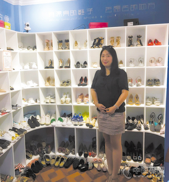 ���ľ�������Ь��