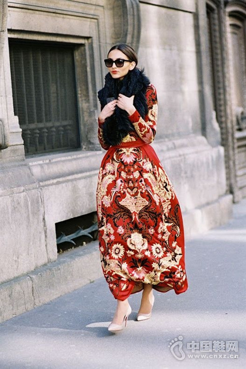 ���˻ῴ����ôȼ �㲻������ɰ��·������Լ��ж���?