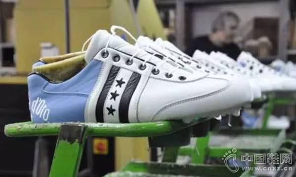 �����Ʒ��130������ֹ���Ь���䣡