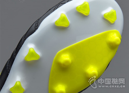 �ڻ���ɫƤ��Visaro Pro����