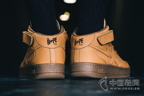 A Bathing Ape Bapesta Mid ȫ����ɫ��ơ�Wheat��