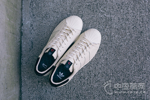 ���� Kasina x Adidas Originals �������� Superstar 80s