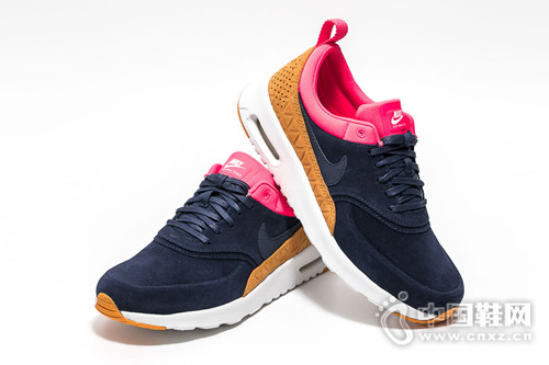 Nike Air Max Thea �Ƴ�ȫ��Ů����ռ��Obsidian����ɫ��