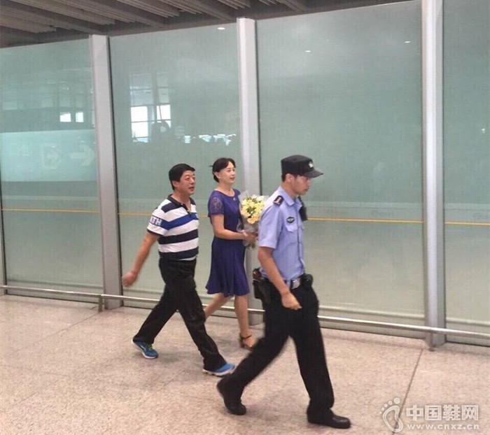 �ƿƵİְ��������ӻ�