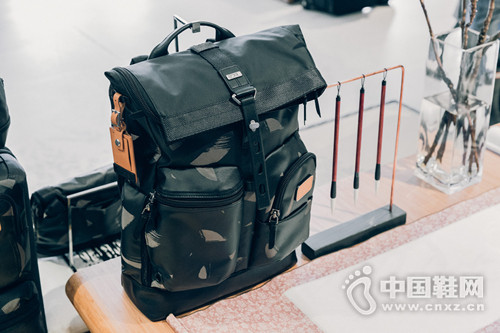 TUMI 2016 �ﶬϵ�кͷ�ˮīͼ���ǳ�