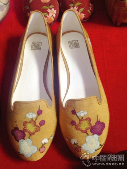 ��Ь�����˿���ν�