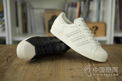 Adidas Originals Superstar 80s ȫ�� size? ��ռ��ɫ