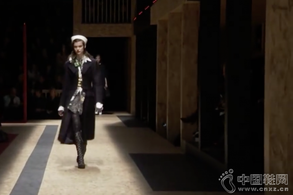 Prada 2016/17 �ﶬ