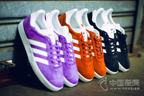 �����ɫ�Լ� Vintage Pack ͬ���ϼ�