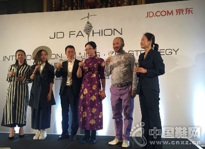 �������׶�ʱװ�ܷ�������ս�� ��׼�в�����