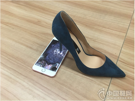 ȫ������iPhone7����˫�߸�Ь