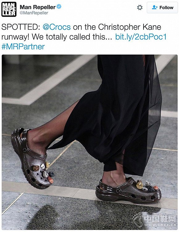 Ӣ���������ʦ����˹�и�������ȴ�������������ϵĽ�����Ь������T̨