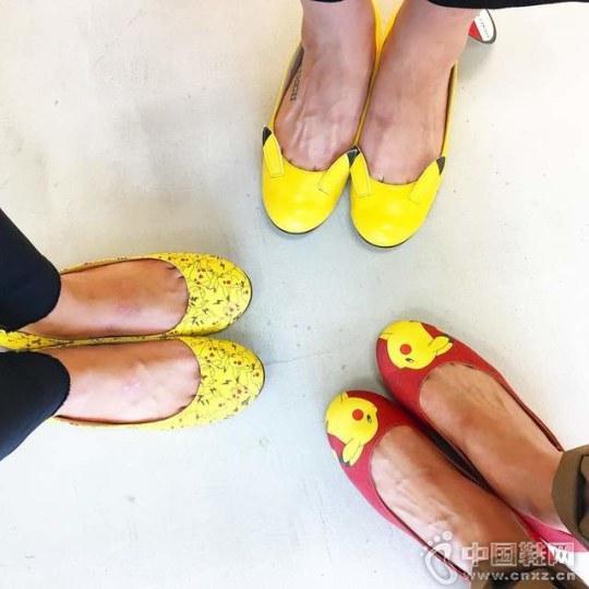 Ƥ��������ŮЬ