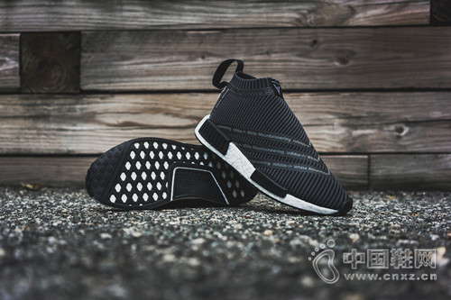 ���� White Mountaineering x Adidas Originals NMD City Sock ������ɫ