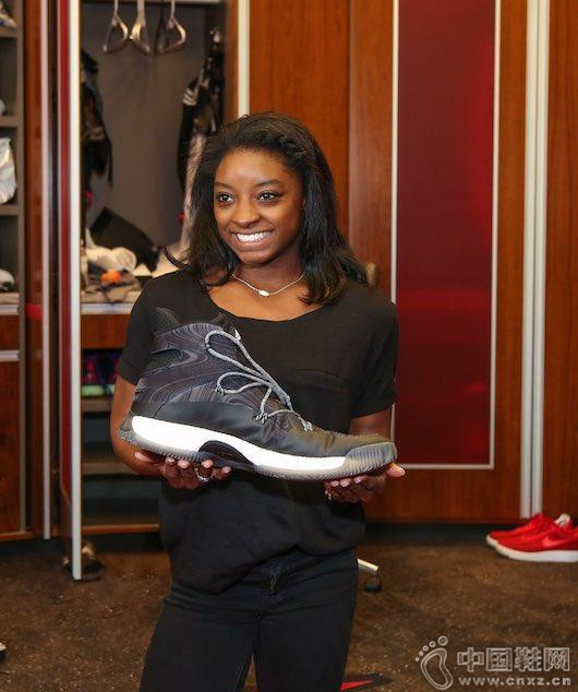 ����˹��Ь