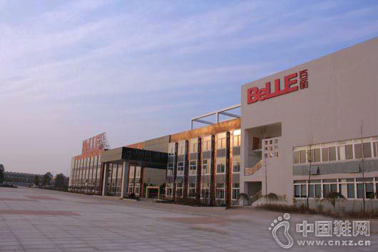 ����Ь���