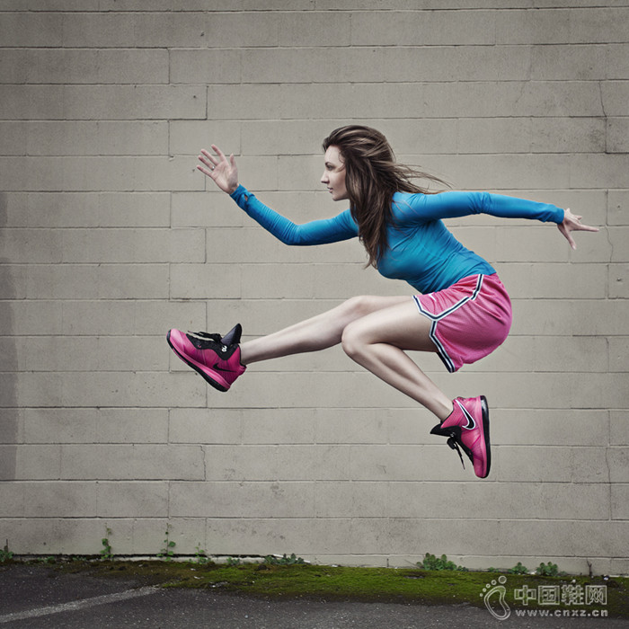 Ӣ��Ů���˶�Ь �����׶ȳ�Խ�߸�Ь