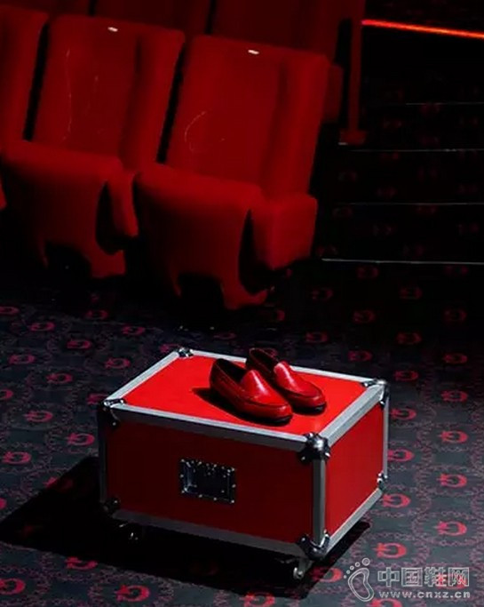 ��ɰ����ָ�Ь