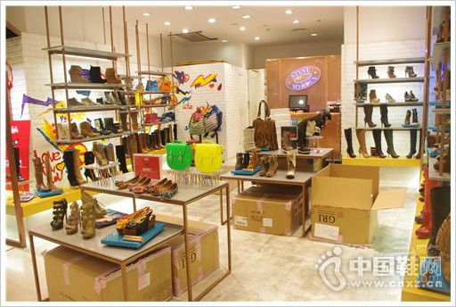 Steve Madden������ʤԤ�� �ϵ�ȫ��ӯ��Ŀ��