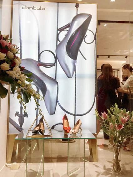 ����ū����